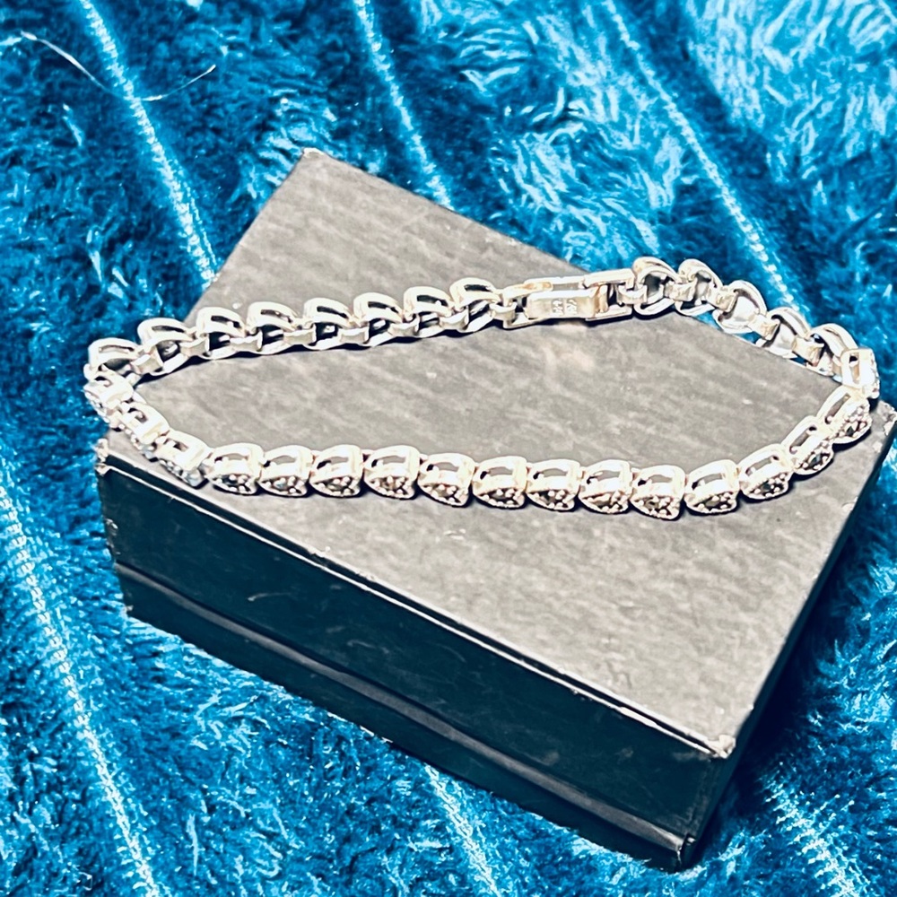 Sterling Silver Linked Tennis Bracelet - Silver